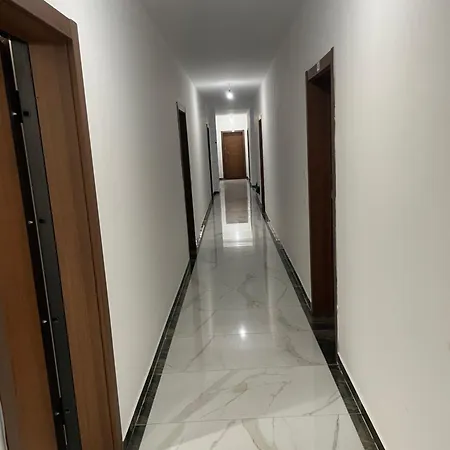 X6 Apartment *
