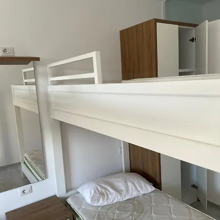 Apartment X6 *